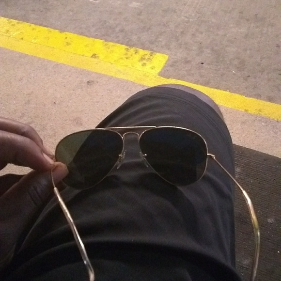 Ray bans - Picture 2 of 3